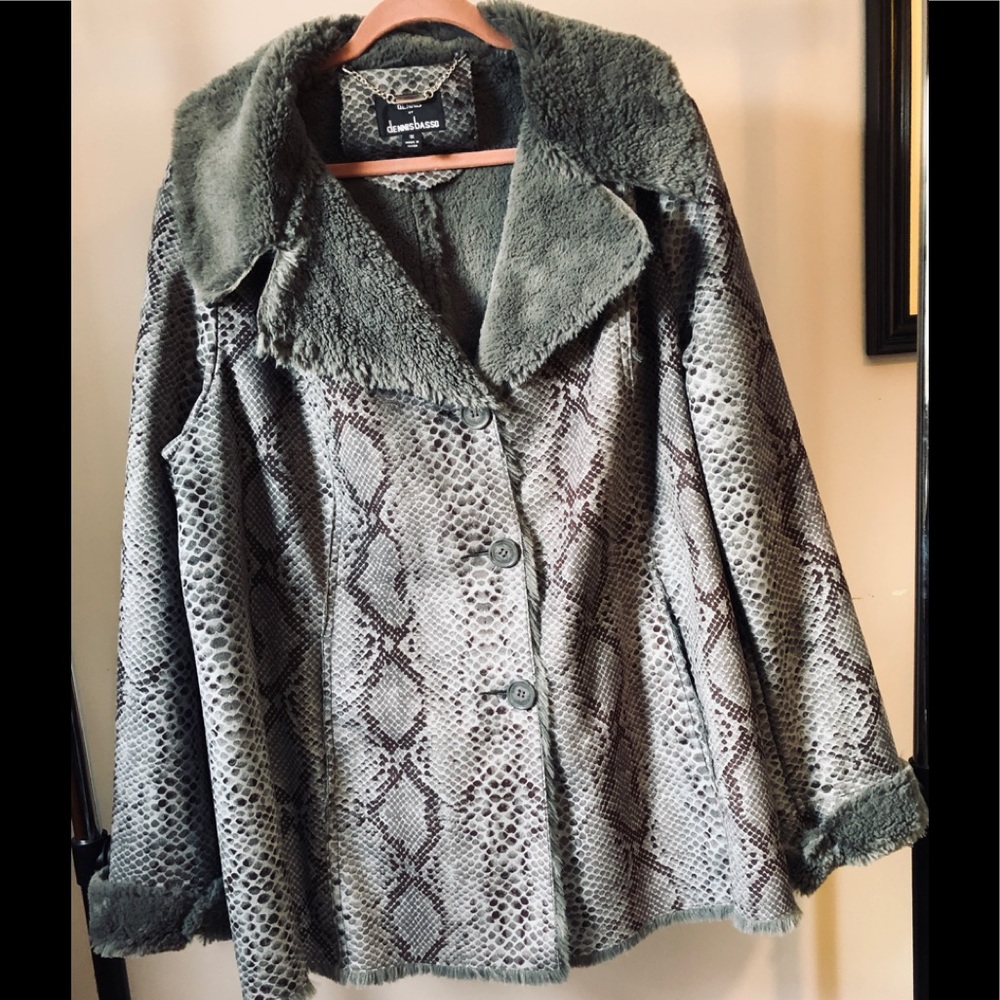 Dennis Basso Gray Snakeskin Coat Size 1X